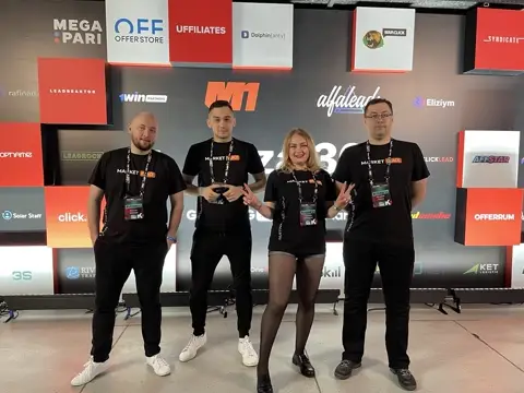 Команда на Kinza 360